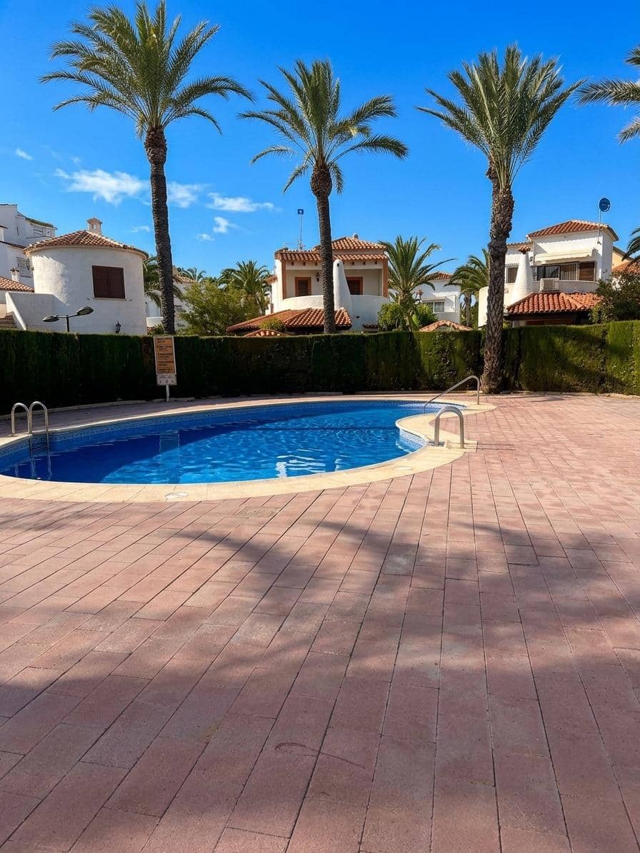 2 sovrum Lägenhet till salu i Denia med pool - 159 000 € (Ref: 10044988)