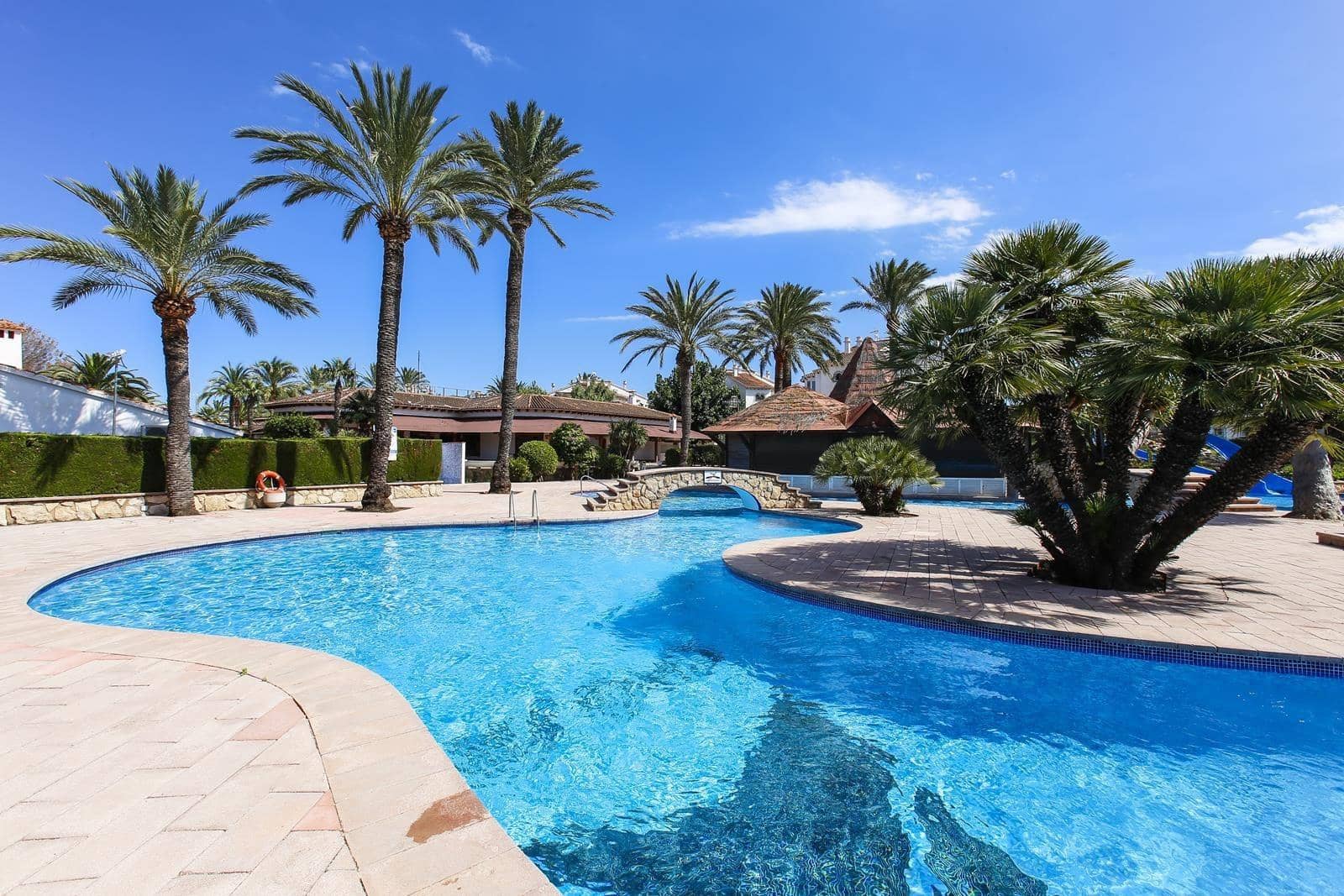 2 sovrum Lägenhet till salu i Denia med pool - 159 000 € (Ref: 10044988)