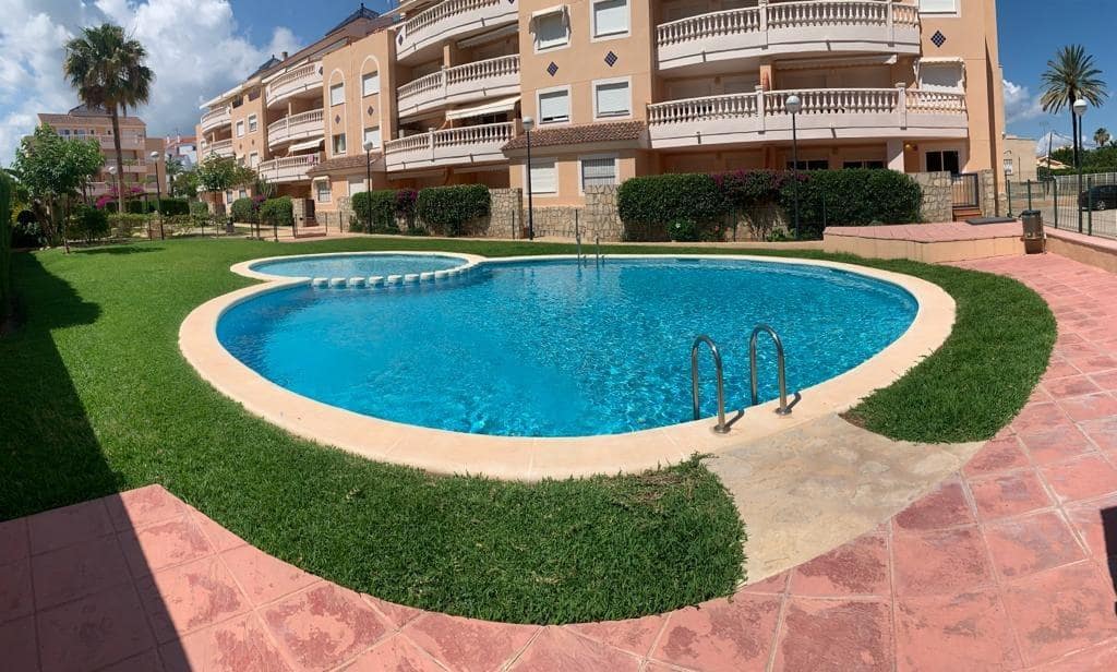 2 bedroom Apartment for rent in Denia with pool - € 750 (Ref: 10062148)