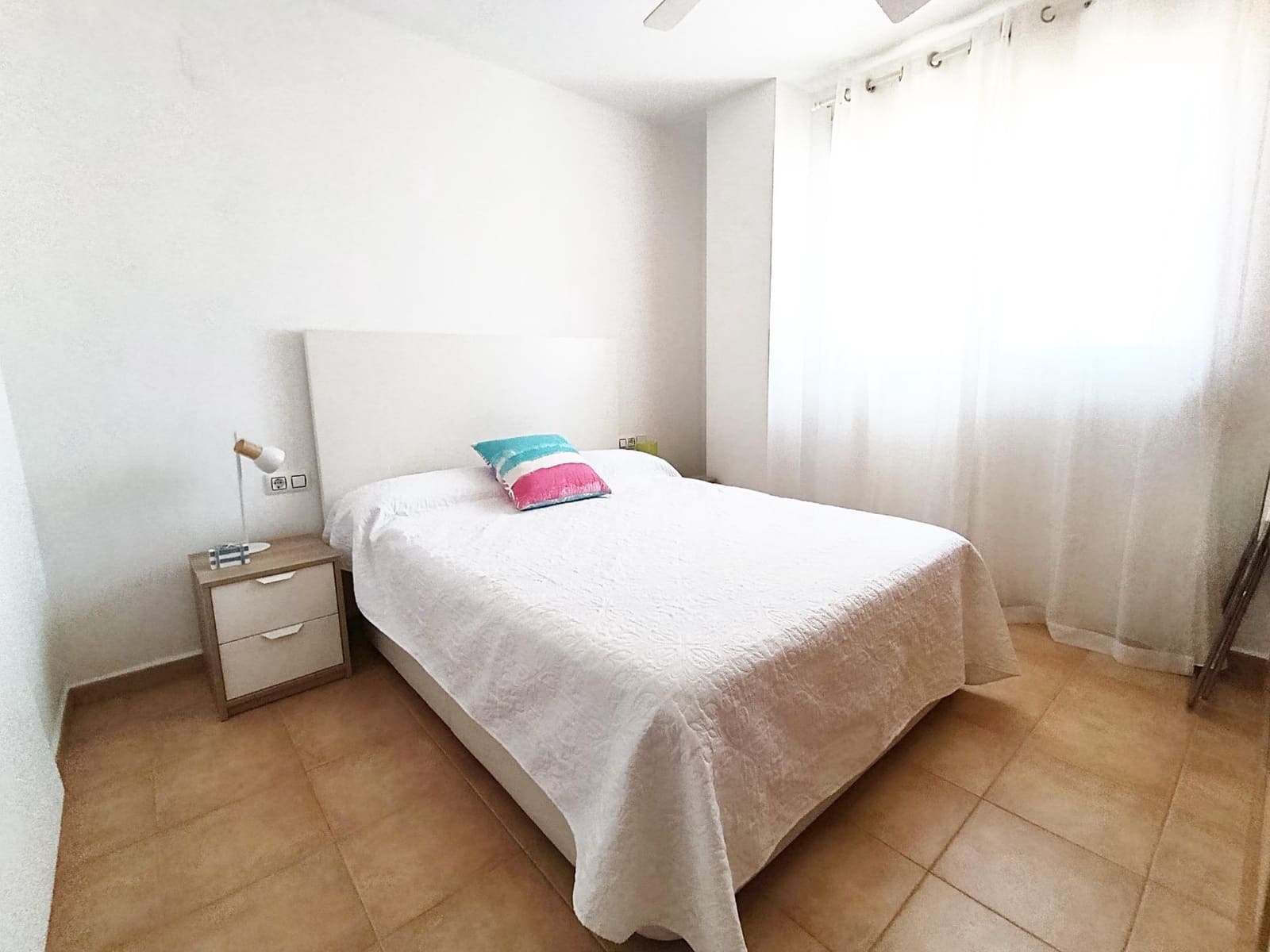 2 bedroom Apartment for rent in Denia with pool - € 750 (Ref: 10062148)