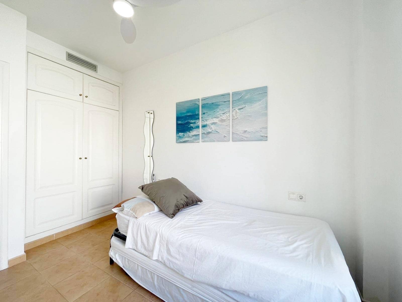 3 sypialnia Apartament do wynajęcia w Denia z basenem garażem - 1 000 € (Ref: 10076565)