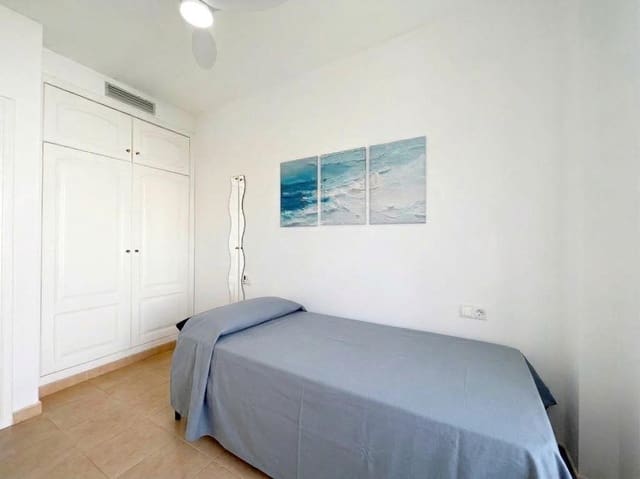 3 bedroom Apartment for rent in Dénia with pool garage - € 1,000 (Ref: 10076565)