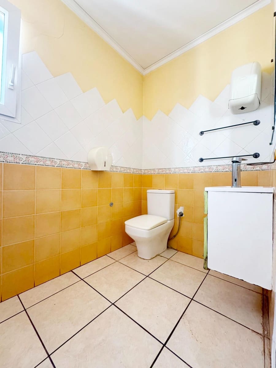 Chalet en Dénia en venta con piscina - 480.000 € (Ref: 10076566)