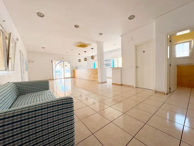 Chalet en Les Bovetes - La Felicidad, Dénia en venta con piscina - 480.000 € (Ref: 10076566)