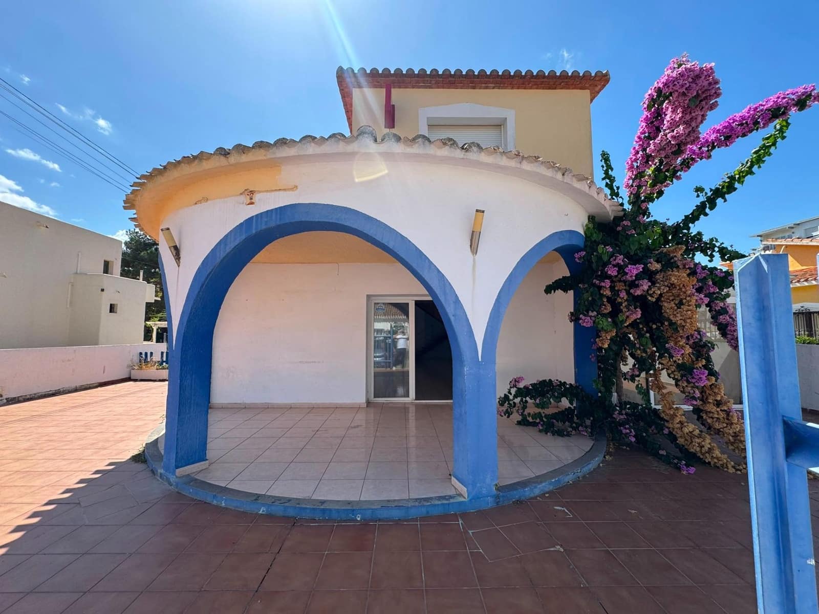 Chalet en Dénia en venta con piscina - 480.000 € (Ref: 10076566)