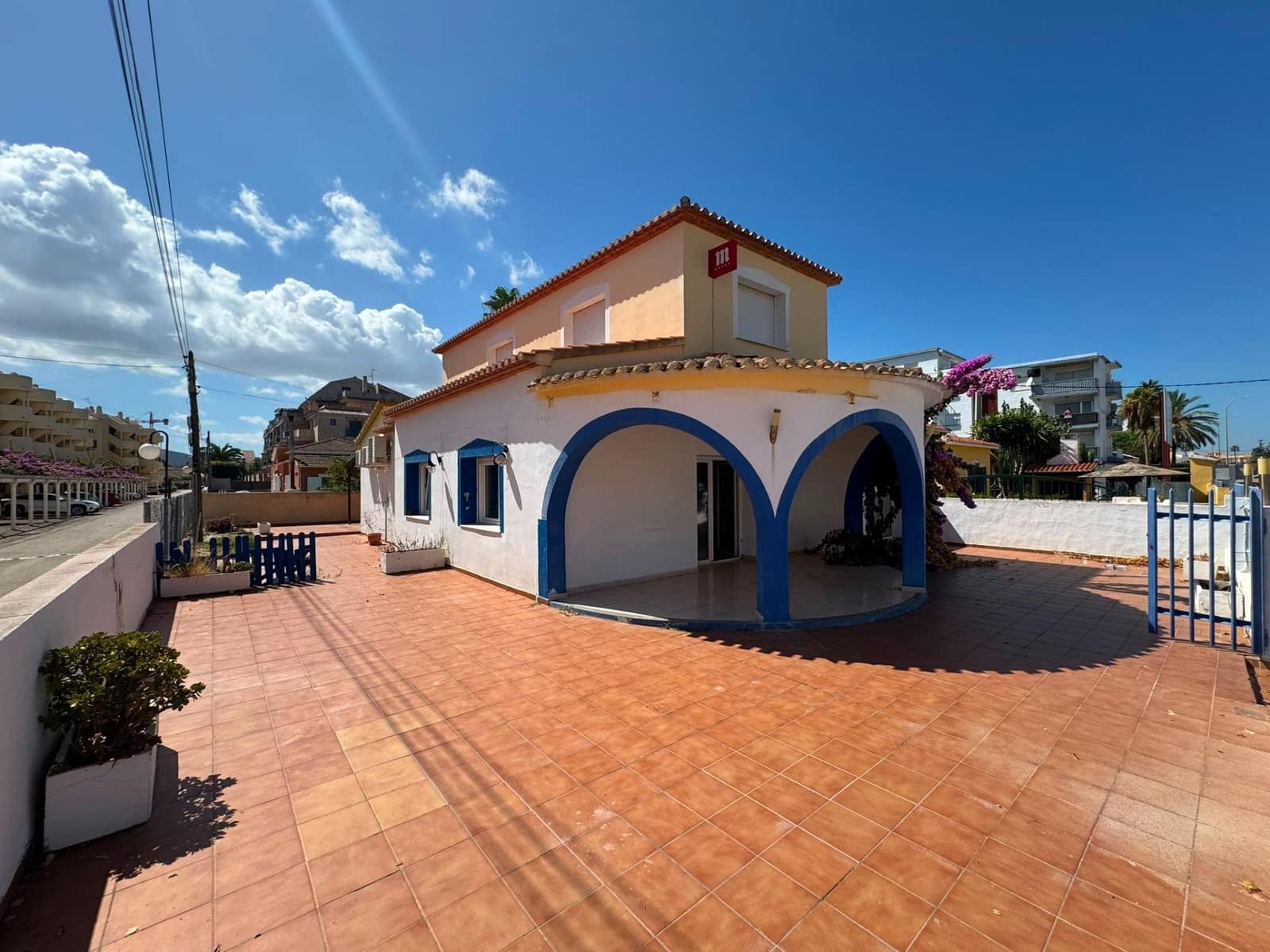 Chalet en Dénia en venta con piscina - 480.000 € (Ref: 10076566)