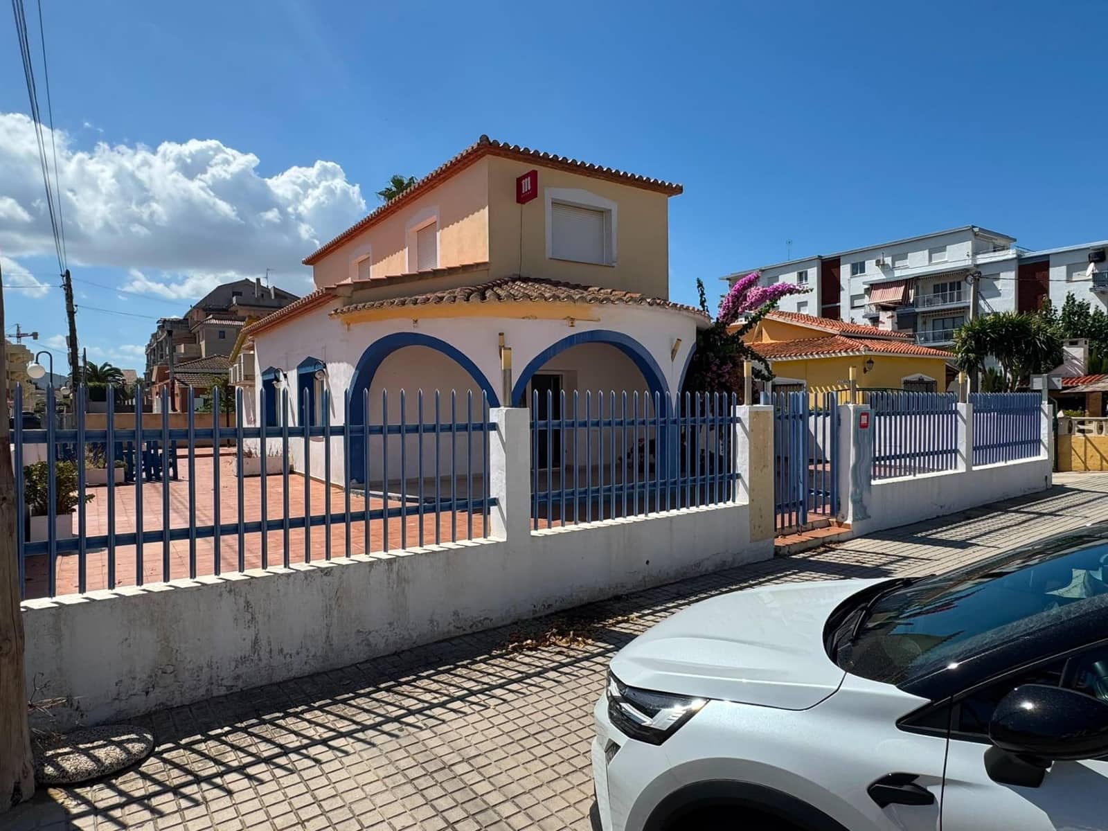 Chalet en Dénia en venta con piscina - 480.000 € (Ref: 10076566)