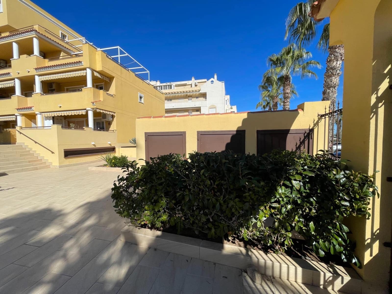 2 bedroom Apartment for sale in Denia with pool - € 355,000 (Ref: 10089604)