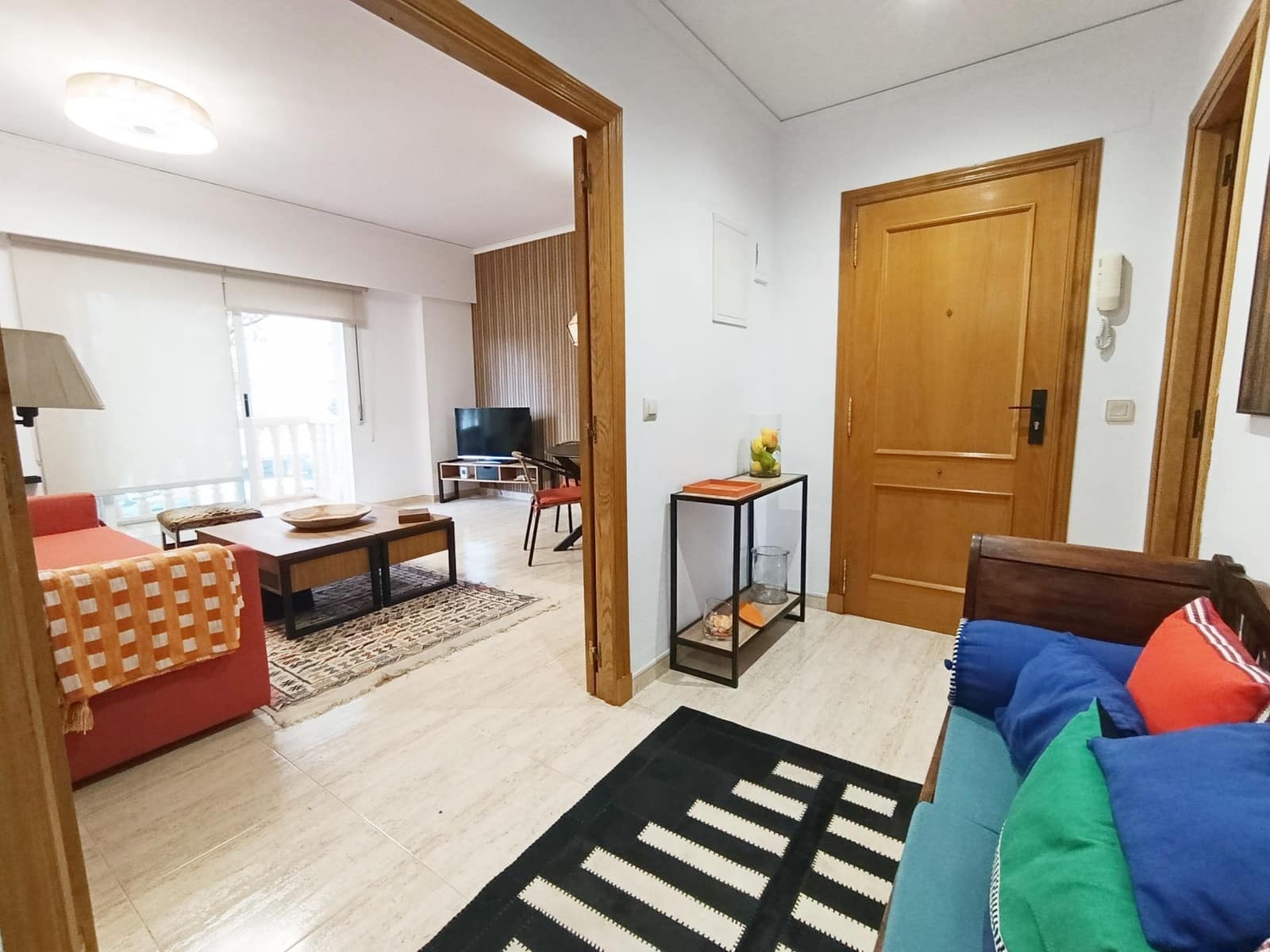 2 bedroom Flat for rent in Denia - € 1,200 (Ref: 10094861)