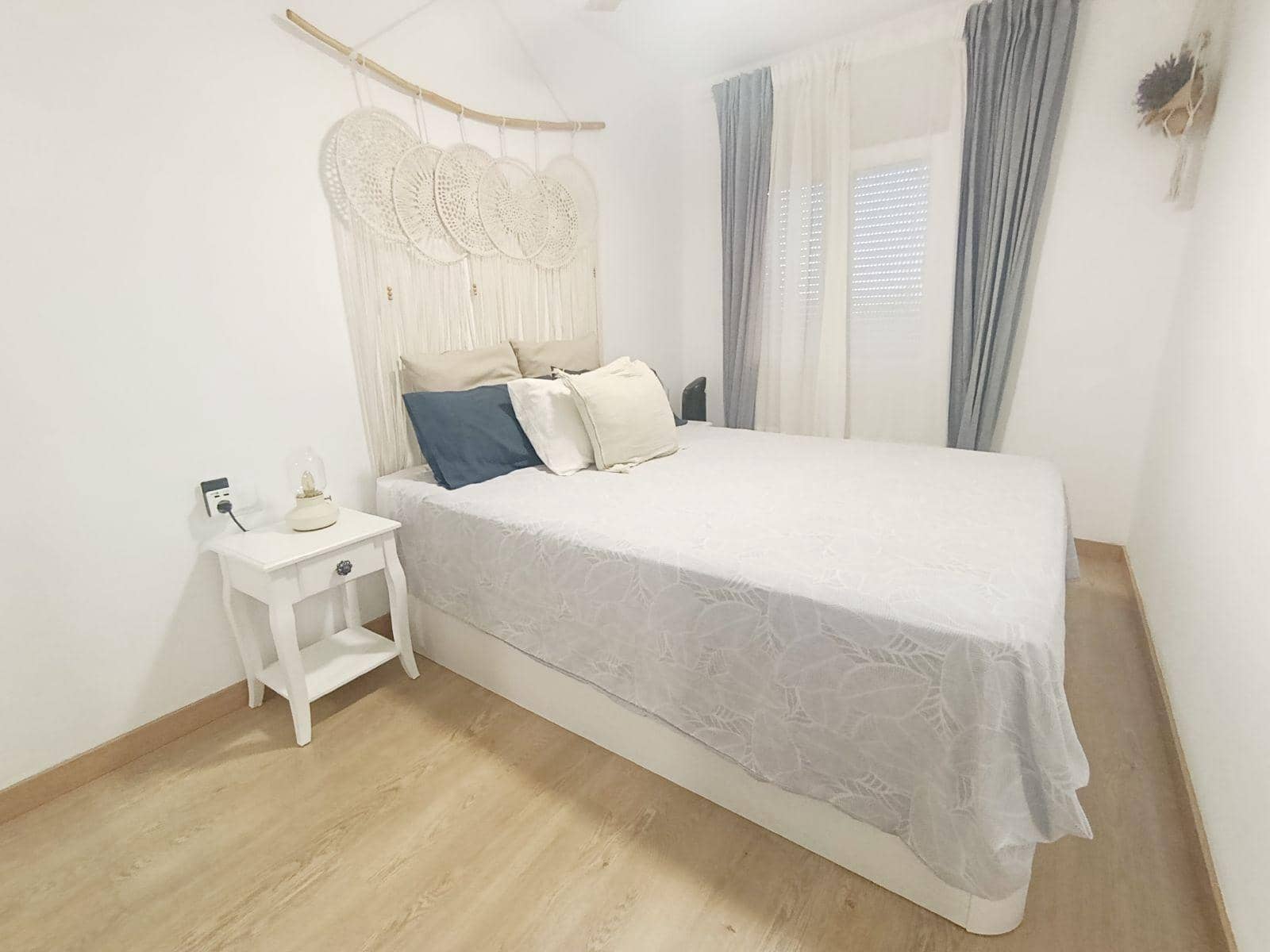 2 quarto Apartamento para arrendar em Denia com piscina garagem - 900 € (Ref: 10100332)
