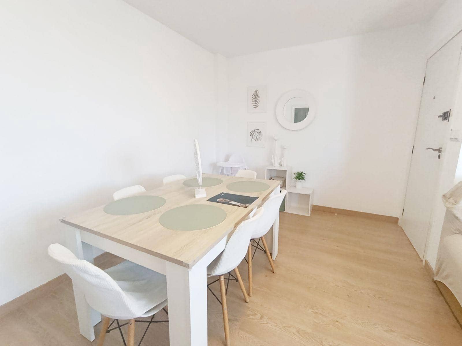 2 quarto Apartamento para arrendar em Denia com piscina garagem - 900 € (Ref: 10100332)