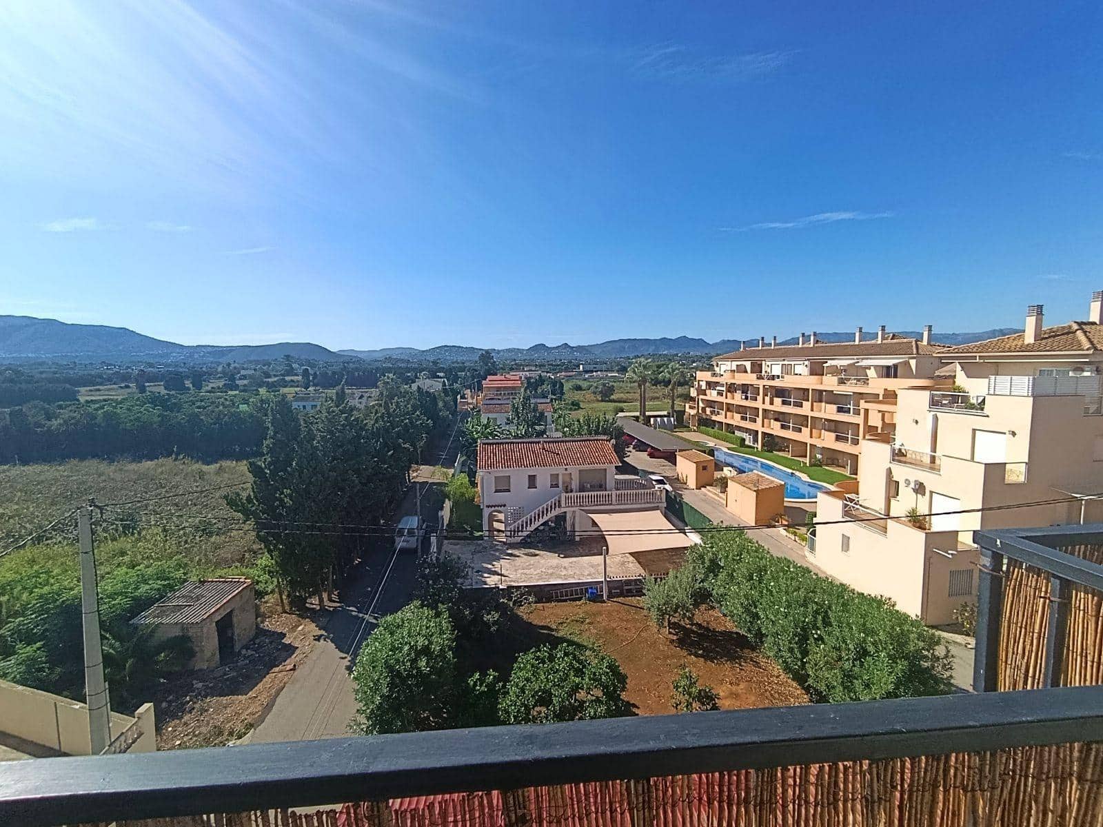 2 quarto Apartamento para arrendar em Denia com piscina garagem - 900 € (Ref: 10100332)