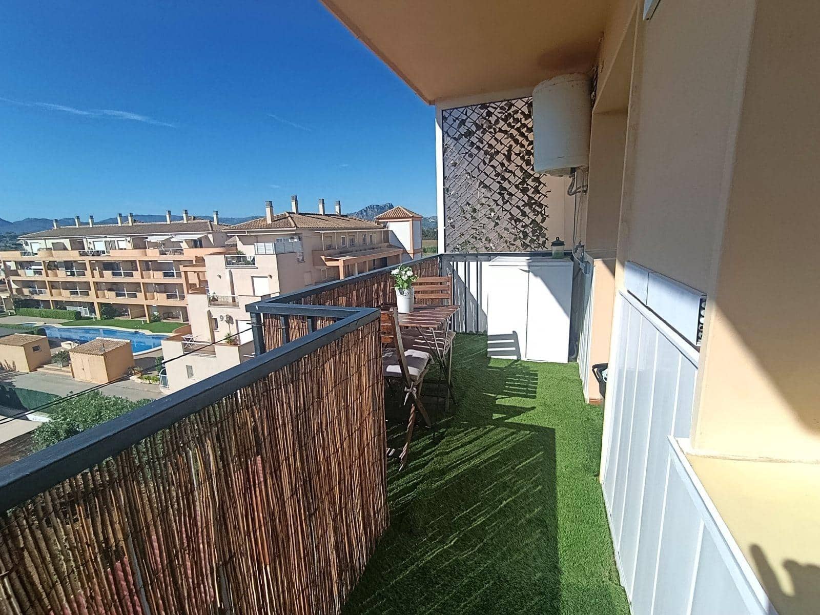 2 quarto Apartamento para arrendar em Denia com piscina garagem - 900 € (Ref: 10100332)