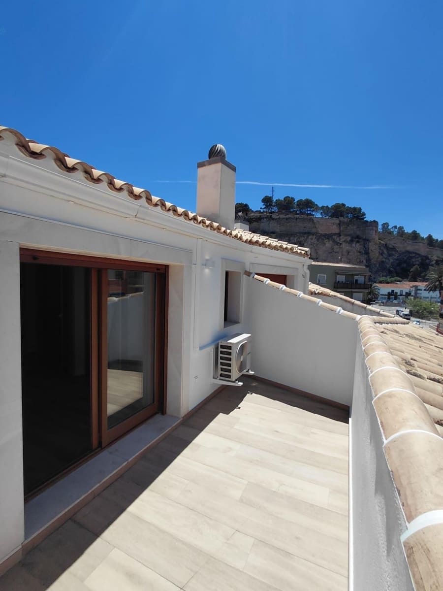 3 sovrum Takvåning att hyra i Denia - 1 800 € (Ref: 10115783)