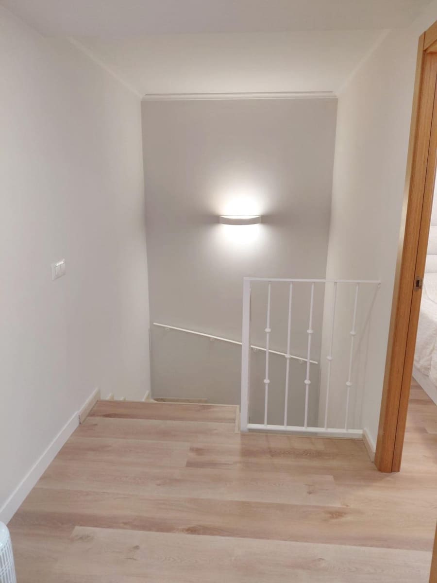 3 sovrum Takvåning att hyra i Denia - 1 800 € (Ref: 10115783)