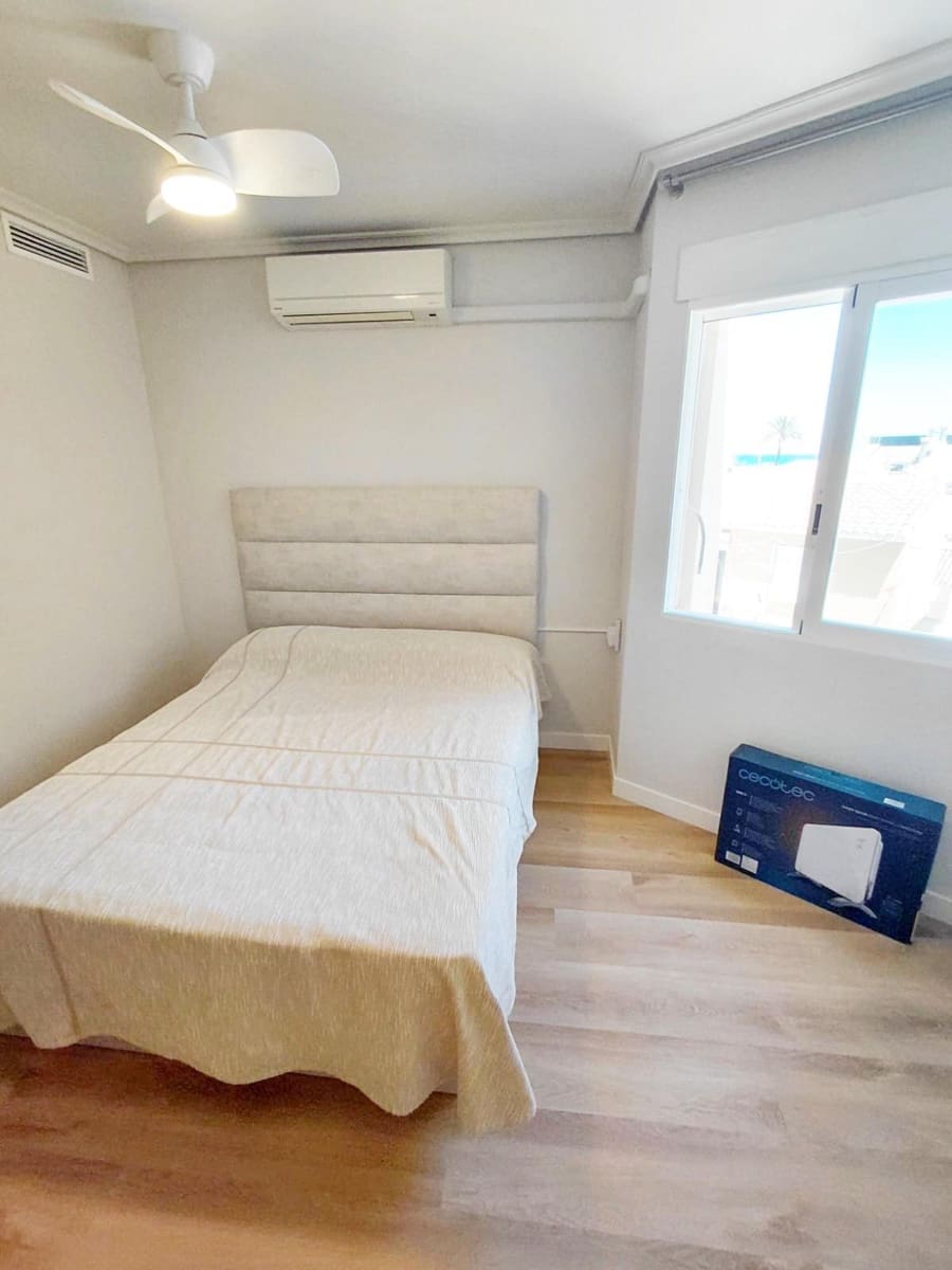 3 sovrum Takvåning att hyra i Denia - 1 800 € (Ref: 10115783)