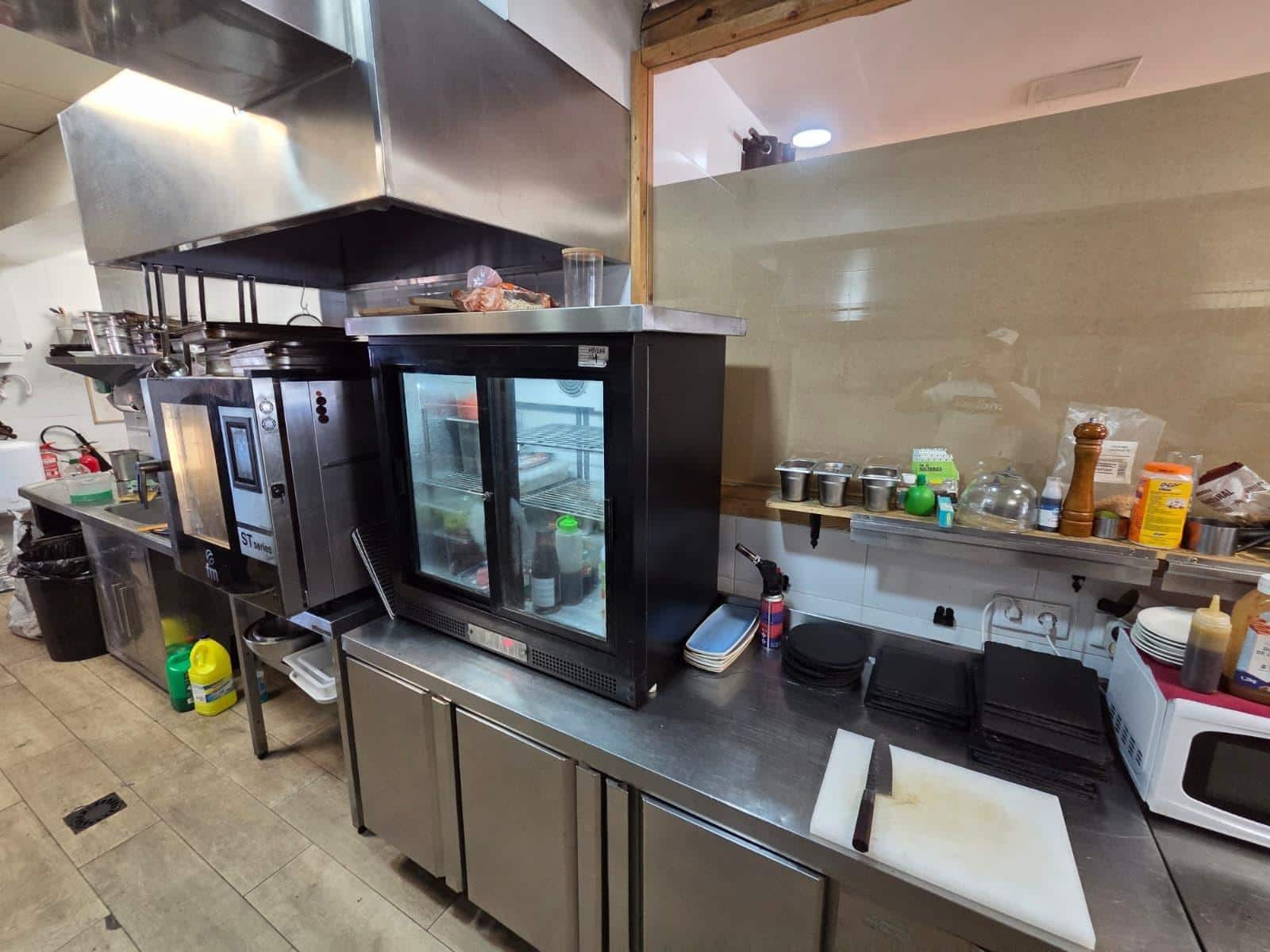 Entreprise à louer à Denia - 6 000 € (Ref: 10129356)