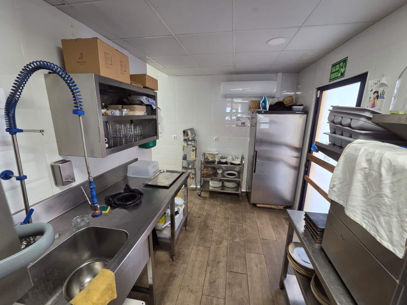 Entreprise à louer à Denia - 6 000 € (Ref: 10129356)