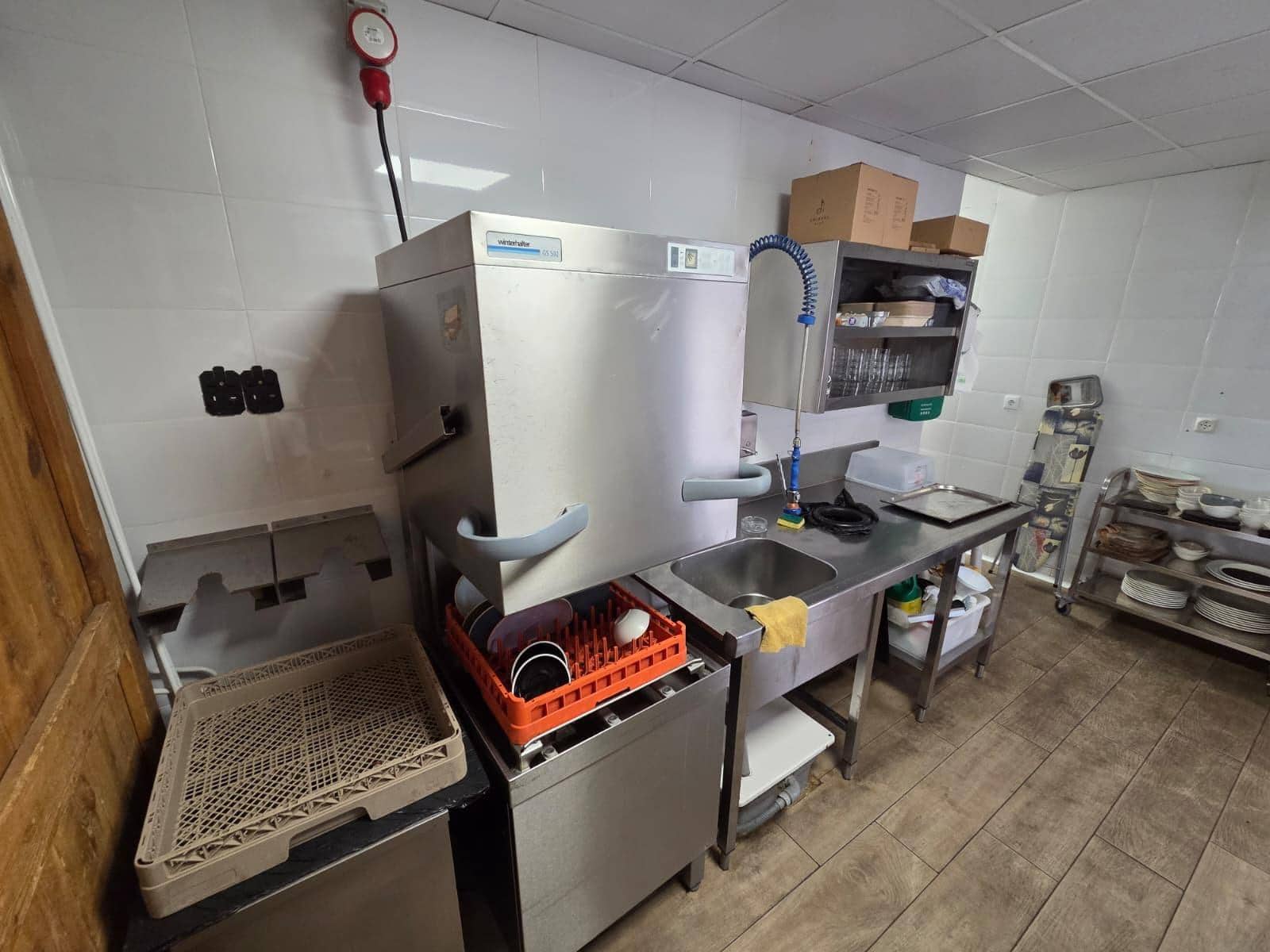 Entreprise à louer à Denia - 6 000 € (Ref: 10129356)