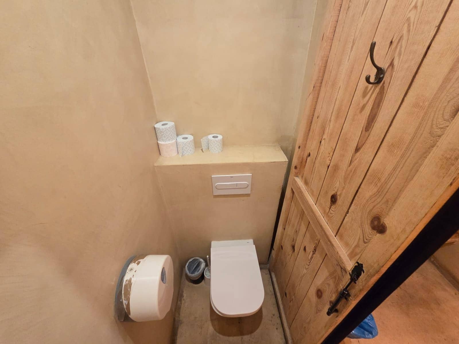 Entreprise à louer à Denia - 6 000 € (Ref: 10129356)