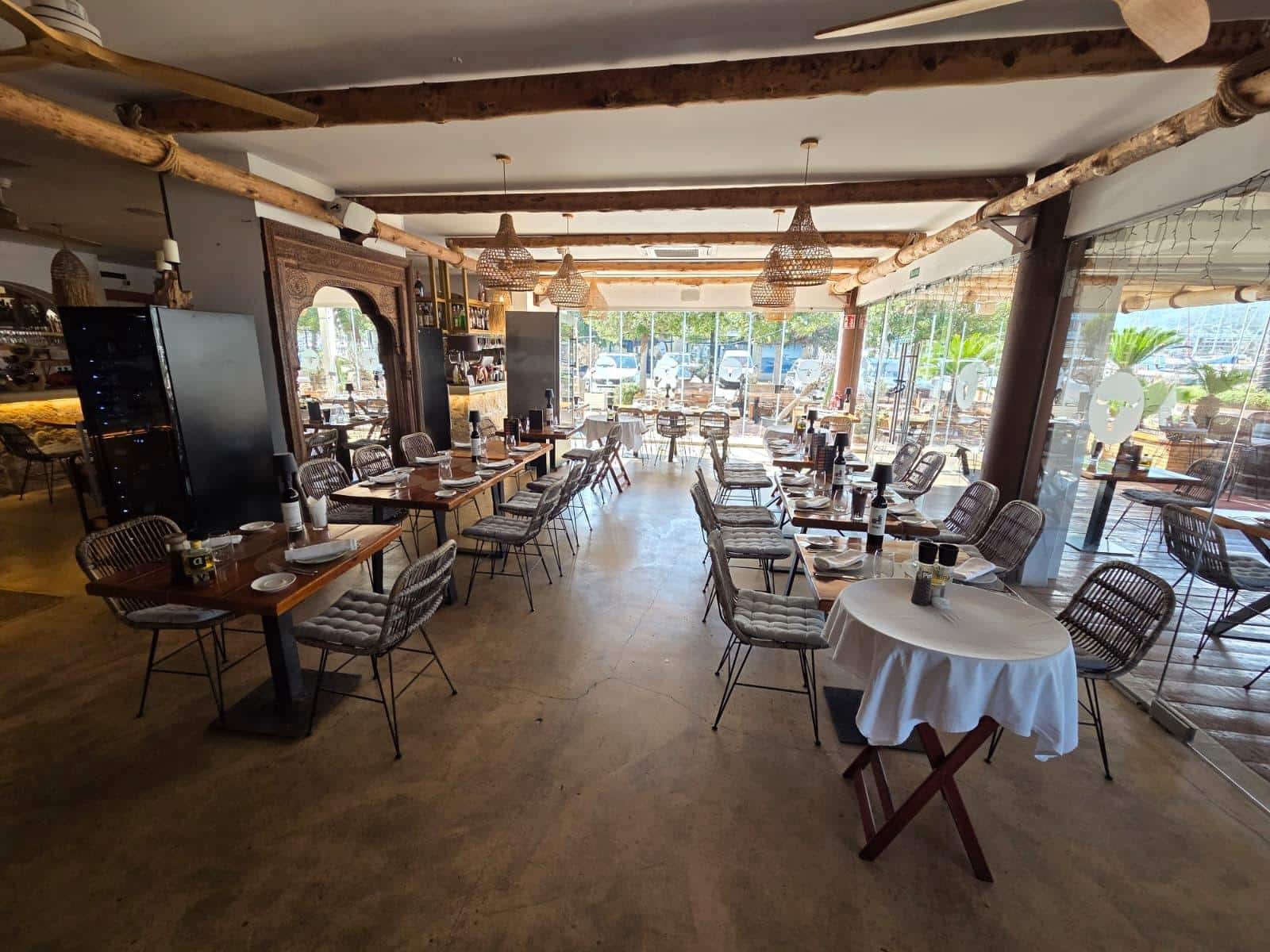 Entreprise à louer à Denia - 6 000 € (Ref: 10129356)