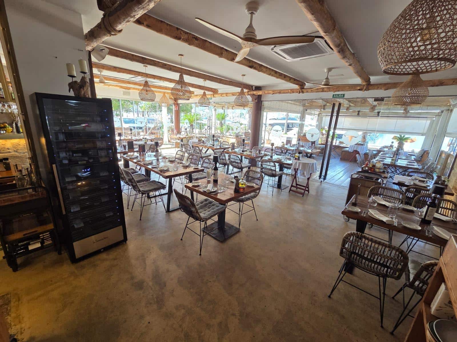 Entreprise à louer à Denia - 6 000 € (Ref: 10129356)