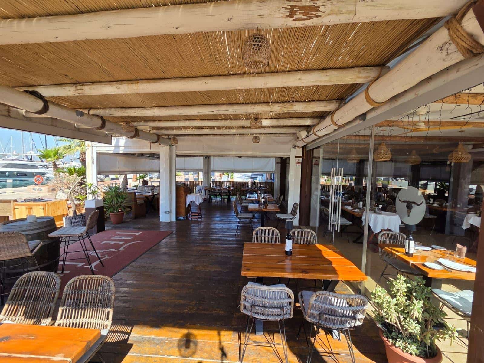 Entreprise à louer à Denia - 6 000 € (Ref: 10129356)