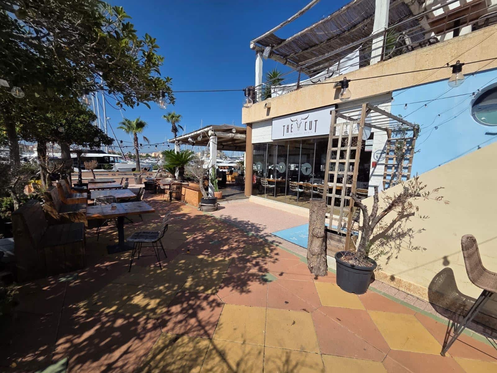 Entreprise à louer à Denia - 6 000 € (Ref: 10129356)