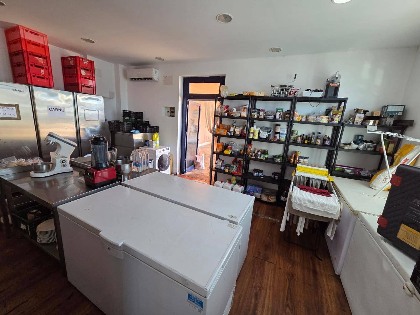 Business for rent in Denia - € 6,000 (Ref: 10129356)