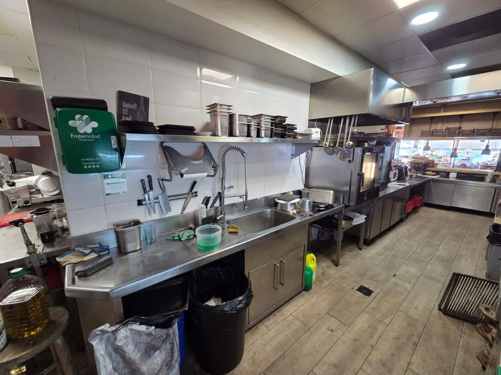 Business for rent in Denia - € 6,000 (Ref: 10129356)