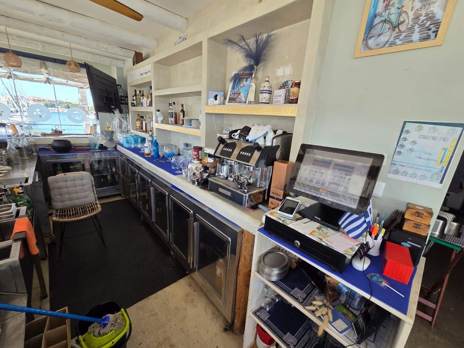 Business for rent in Denia - € 6,000 (Ref: 10129356)