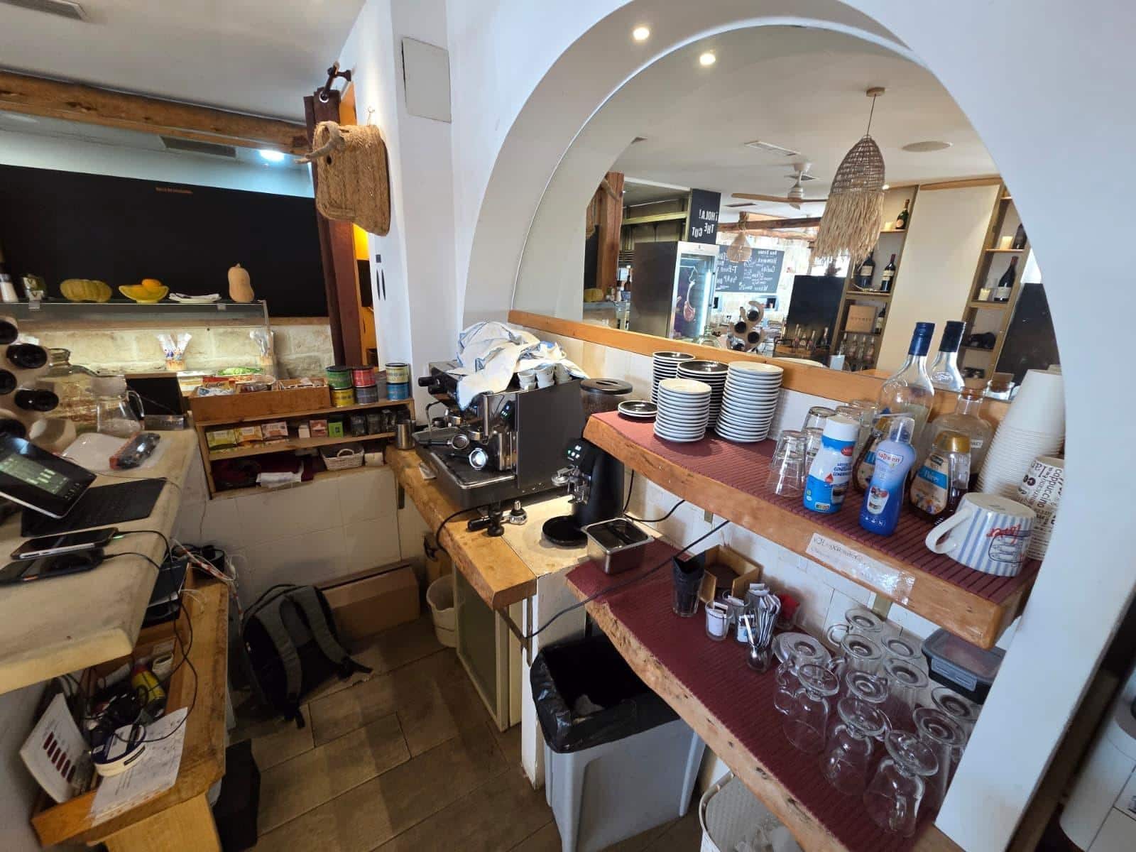 Business for rent in Denia - € 6,000 (Ref: 10129356)