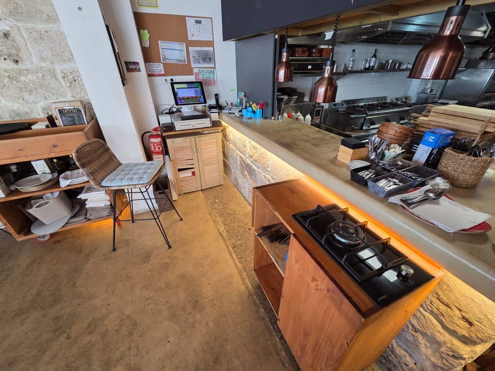 Business for rent in Denia - € 6,000 (Ref: 10129356)