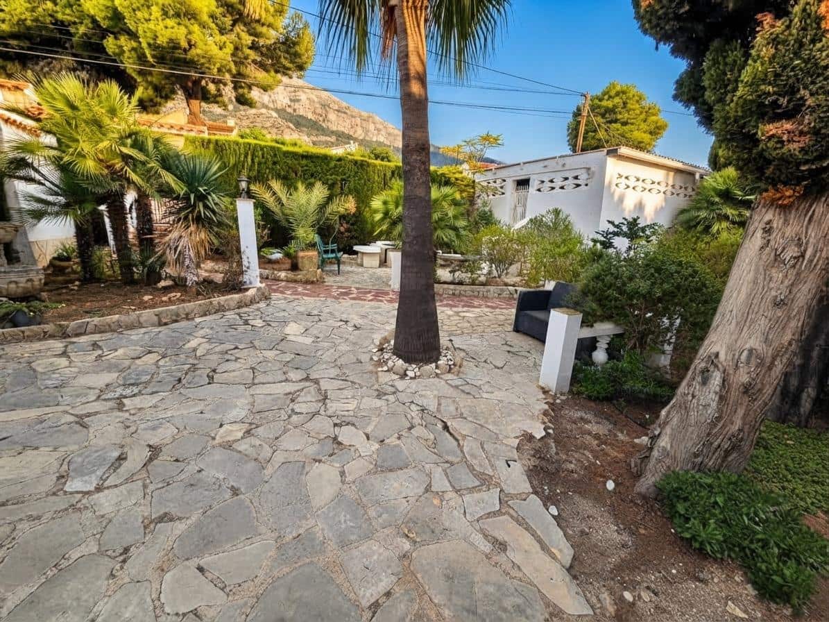 6 soverom Villa til salgs i Denia med svømmebasseng garasje - € 1 400 000 (Ref: 10131780)