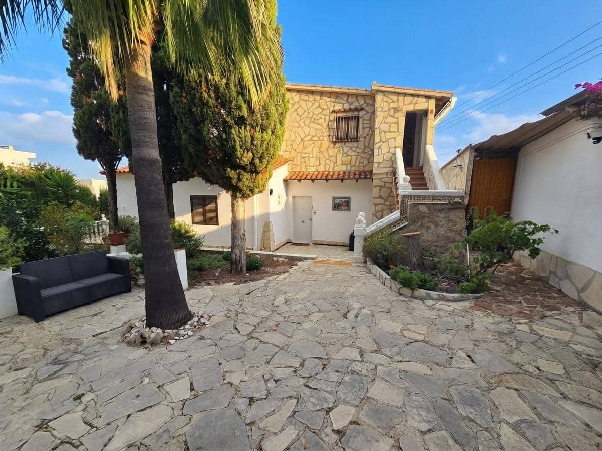 6 soverom Villa til salgs i Denia med svømmebasseng garasje - € 1 400 000 (Ref: 10131780)