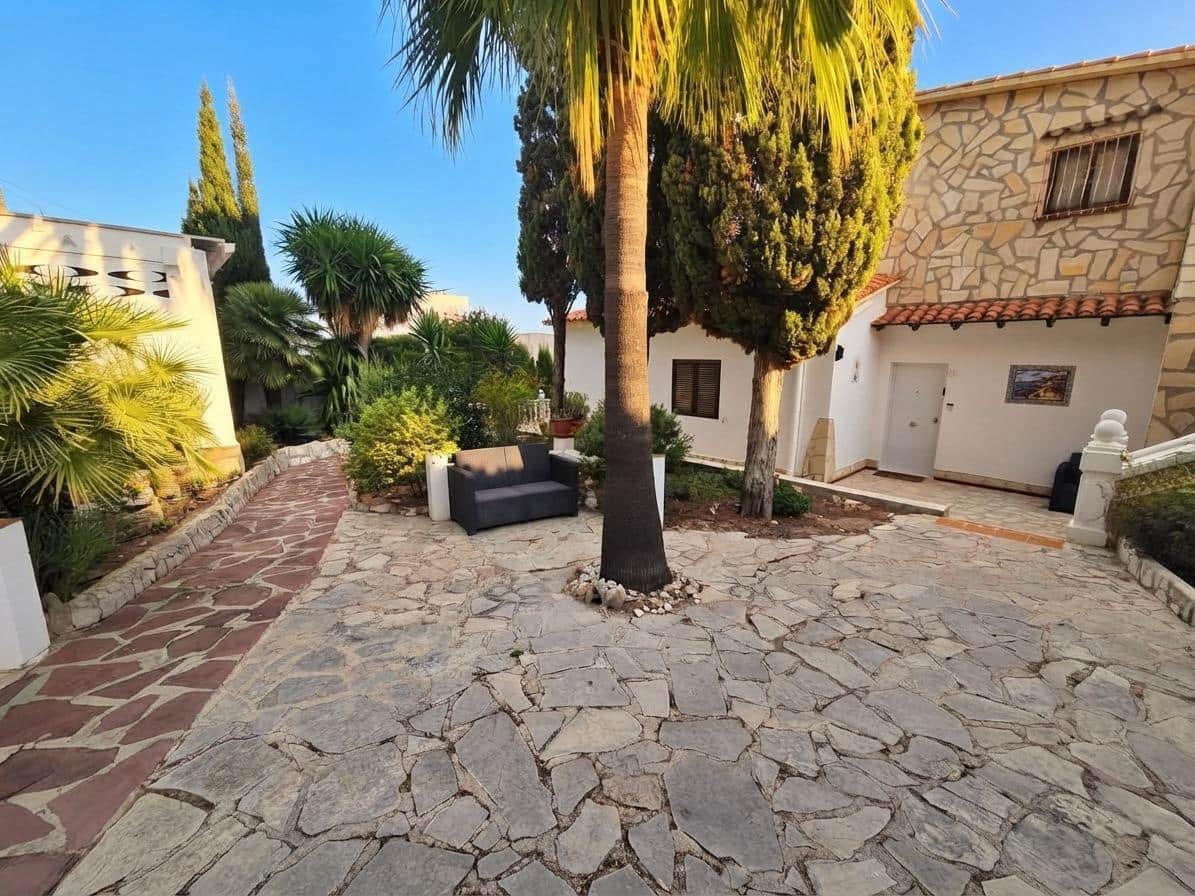 6 soverom Villa til salgs i Denia med svømmebasseng garasje - € 1 400 000 (Ref: 10131780)