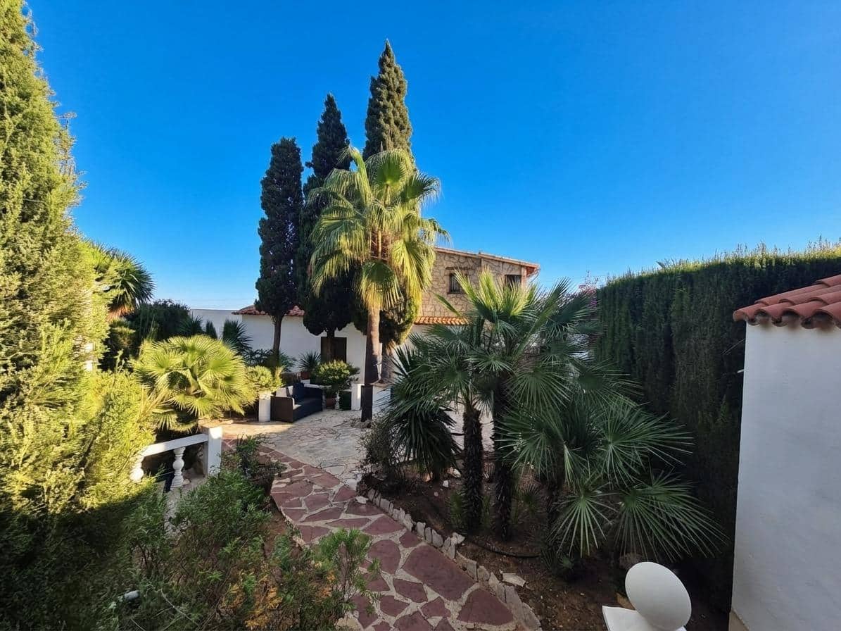 6 soverom Villa til salgs i Denia med svømmebasseng garasje - € 1 400 000 (Ref: 10131780)