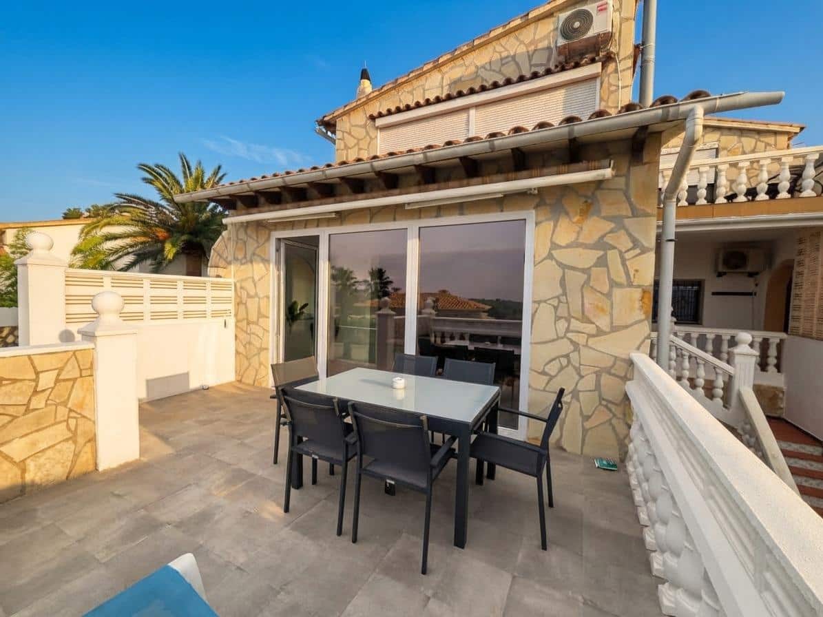 6 soverom Villa til salgs i Denia med svømmebasseng garasje - € 1 400 000 (Ref: 10131780)