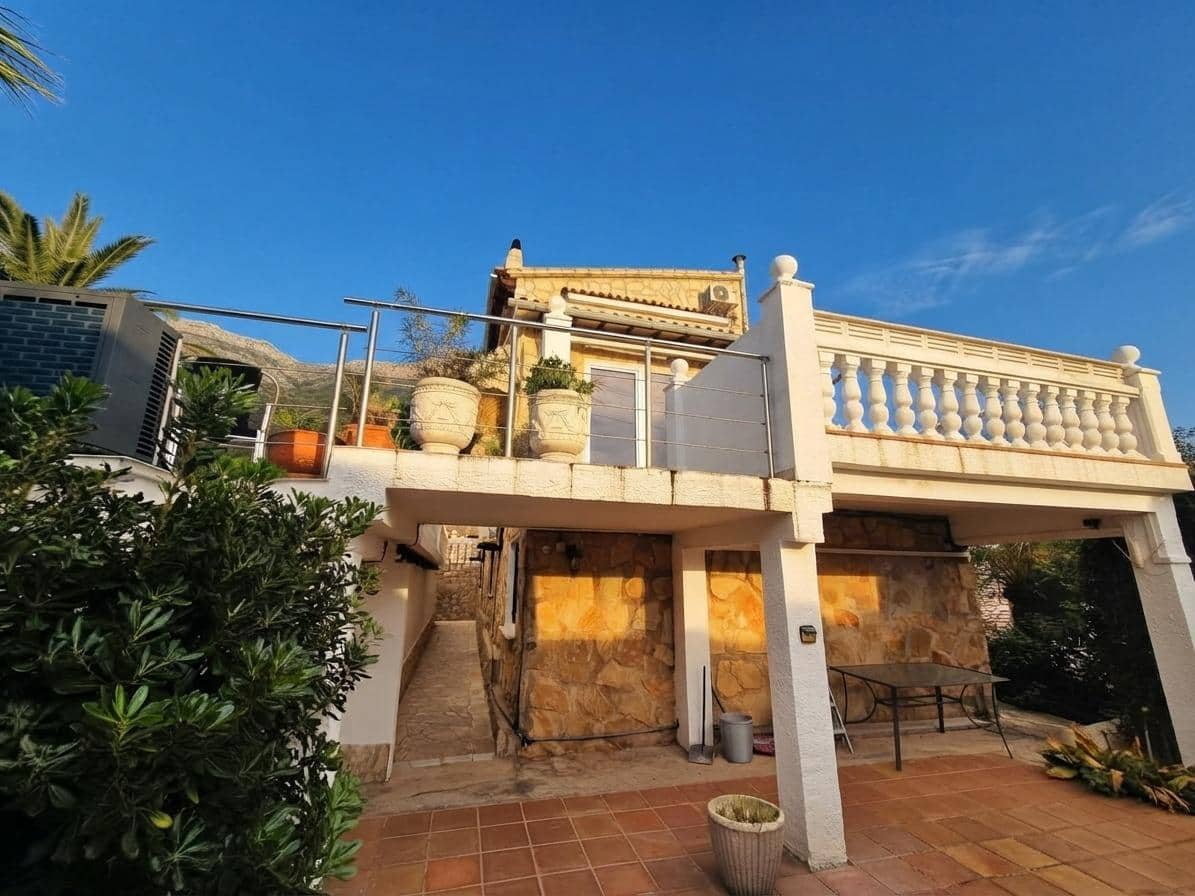 6 soverom Villa til salgs i Denia med svømmebasseng garasje - € 1 400 000 (Ref: 10131780)