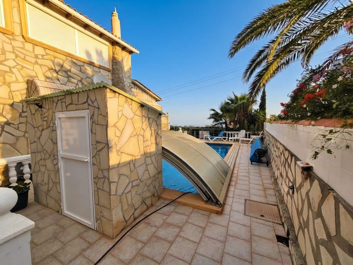 6 soverom Villa til salgs i Denia med svømmebasseng garasje - € 1 400 000 (Ref: 10131780)