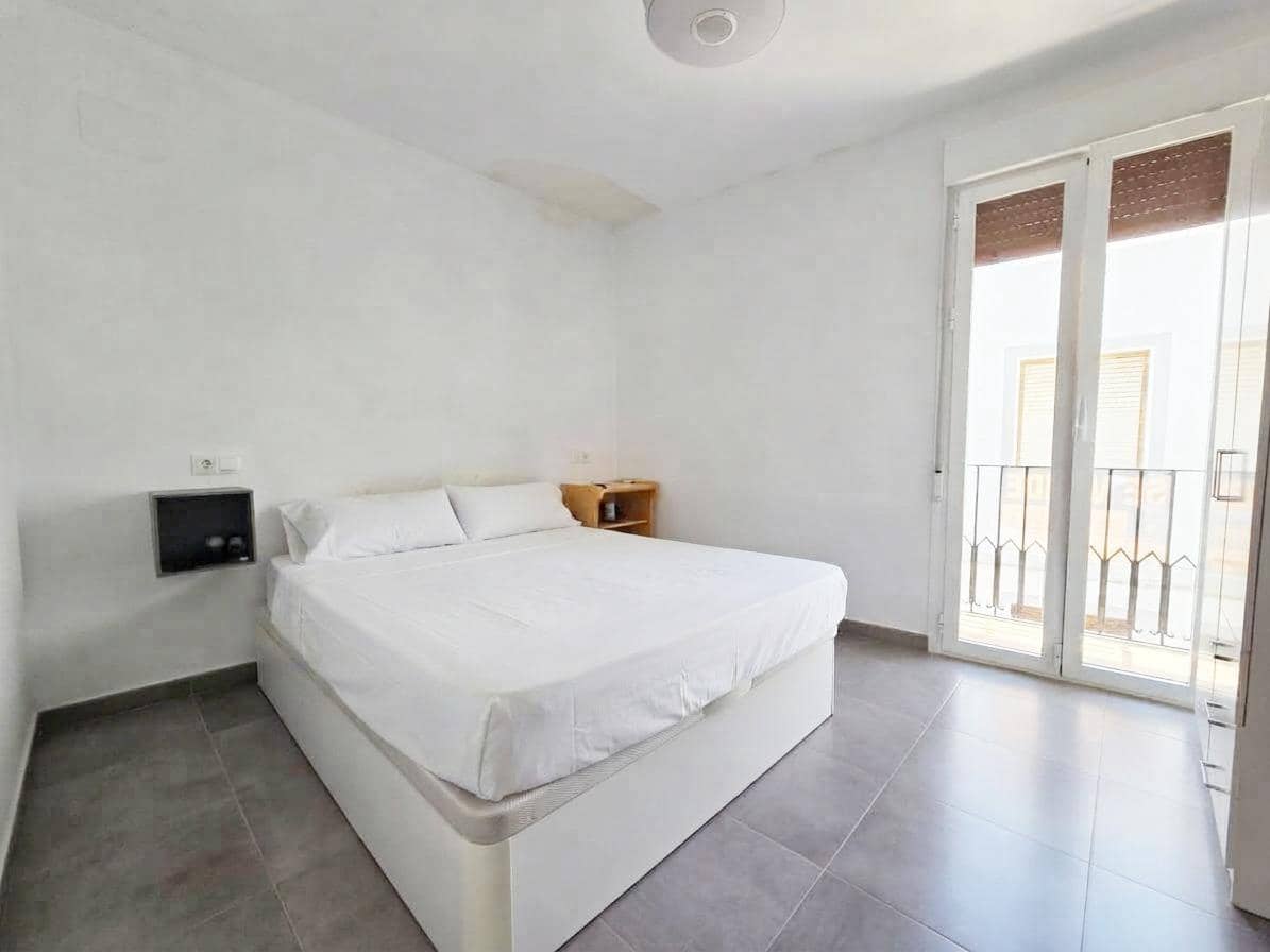 4 bedroom Townhouse for sale in Calpe / Calp - € 355,000 (Ref: 10139853)