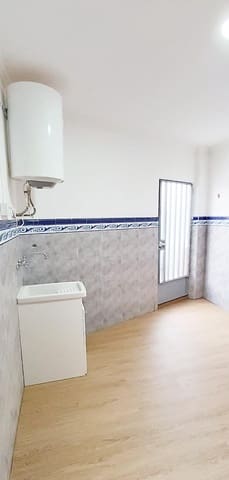 3 soveværelse Byhus til leje i Els Poblets - € 950 (Ref: 10142508)