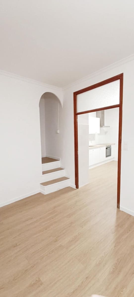 3 soveværelse Byhus til leje i Els Poblets - € 950 (Ref: 10142508)