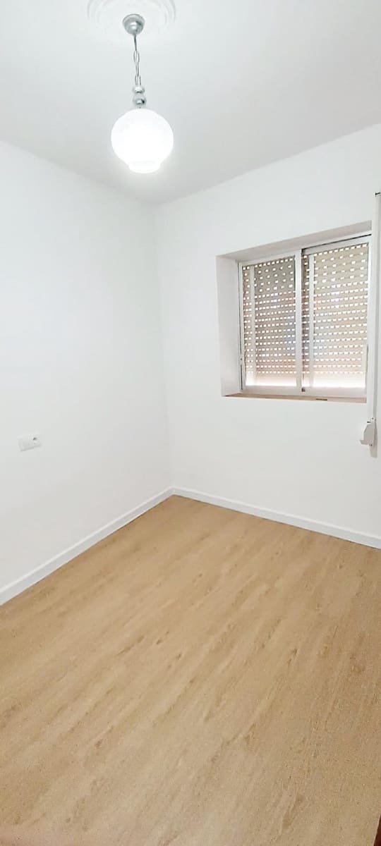 3 soveværelse Byhus til leje i Els Poblets - € 950 (Ref: 10142508)