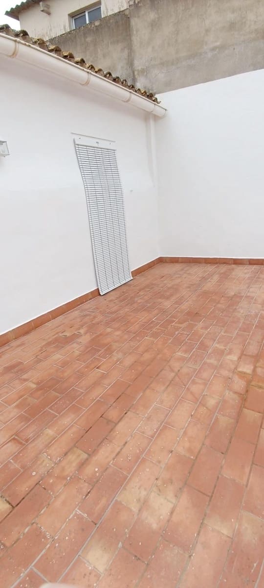 3 soveværelse Byhus til leje i Els Poblets - € 950 (Ref: 10142508)