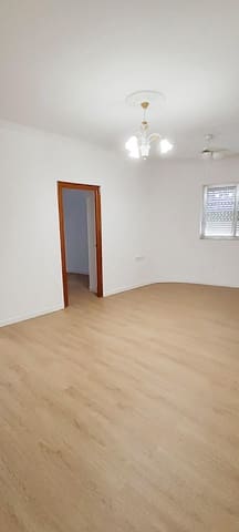 3 soveværelse Byhus til leje i Els Poblets - € 950 (Ref: 10142508)