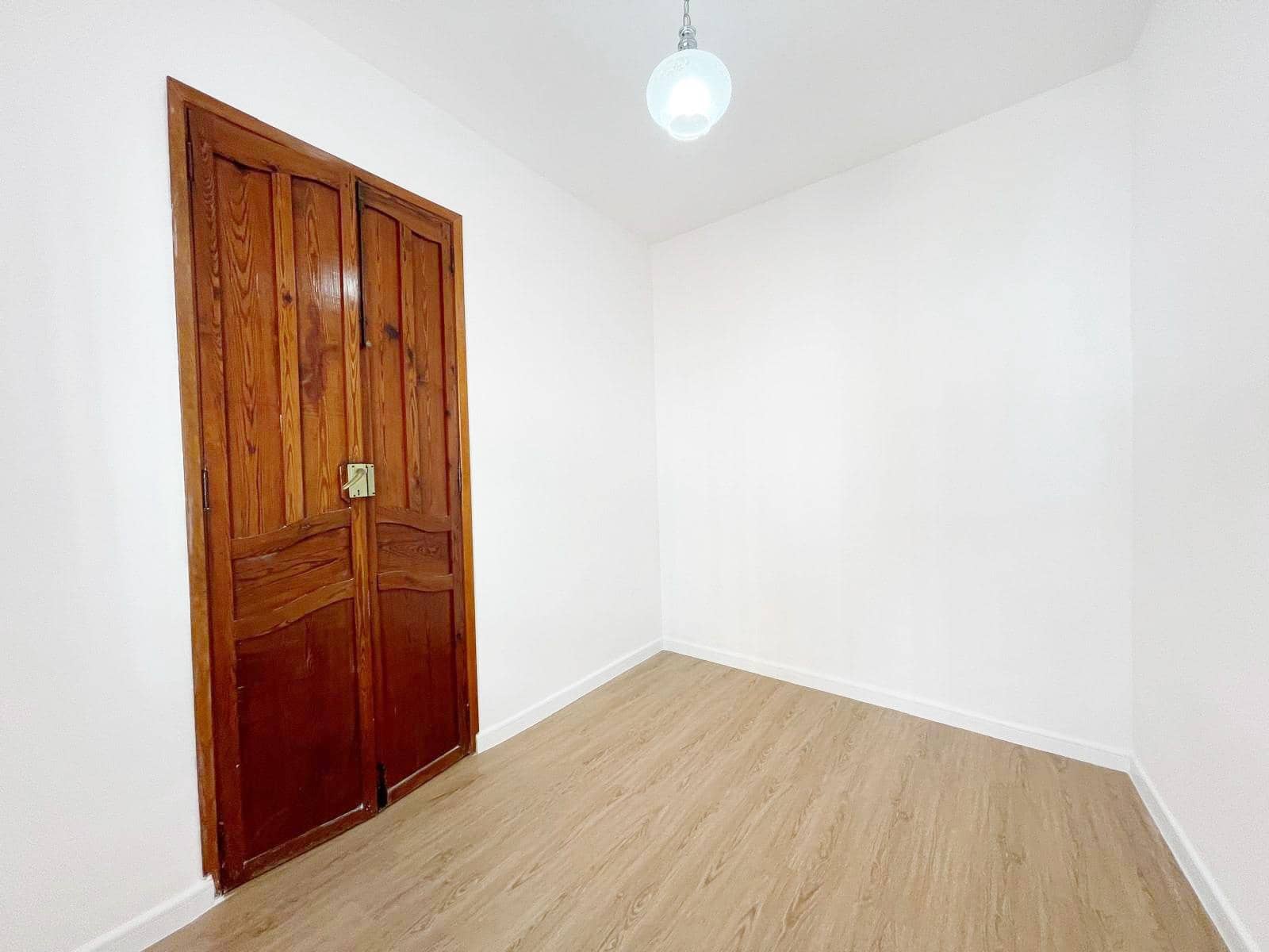 3 bedroom Townhouse for rent in Els Poblets - € 950 (Ref: 10142508)
