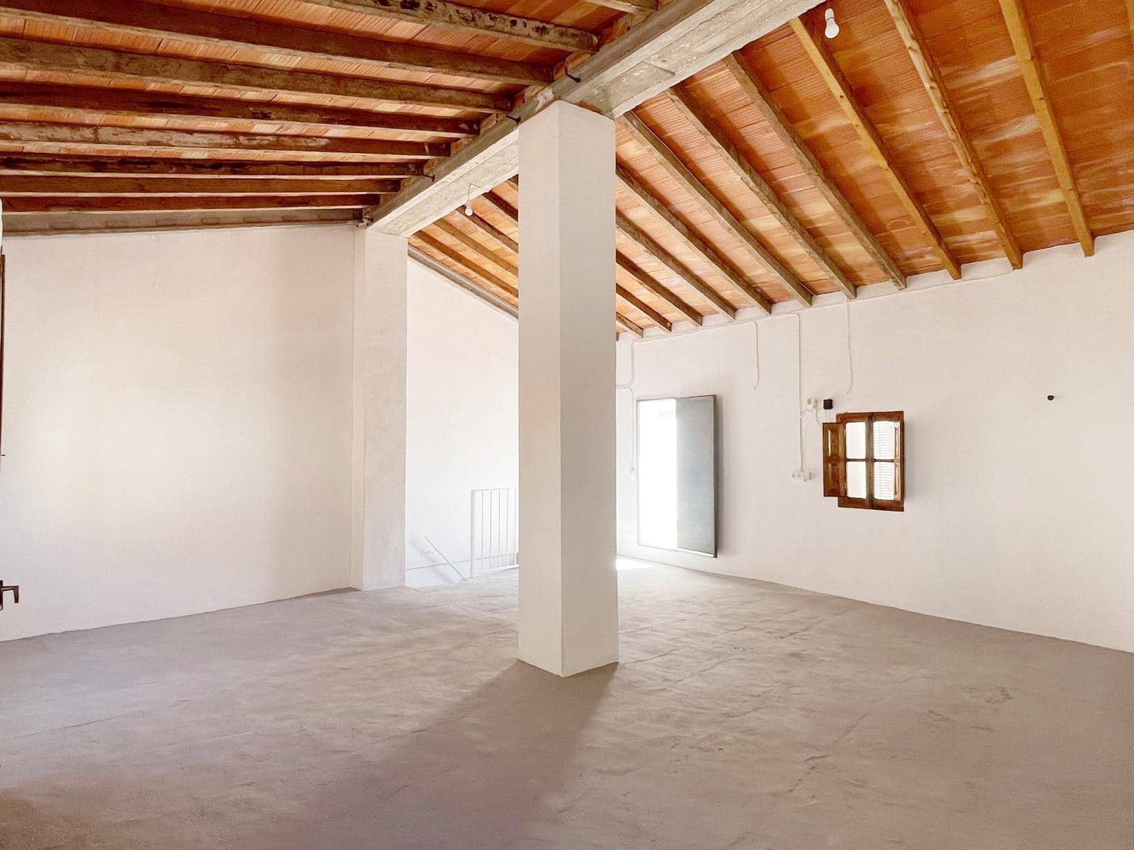 3 bedroom Townhouse for rent in Els Poblets - € 950 (Ref: 10142508)