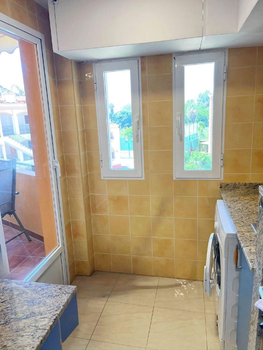 2 soverom Leilighet til salgs i Denia med svømmebasseng garasje - € 285 000 (Ref: 10155422)