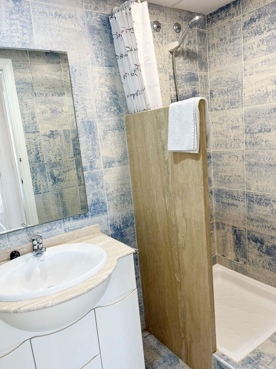 2 soverom Leilighet til salgs i Denia med svømmebasseng garasje - € 285 000 (Ref: 10155422)